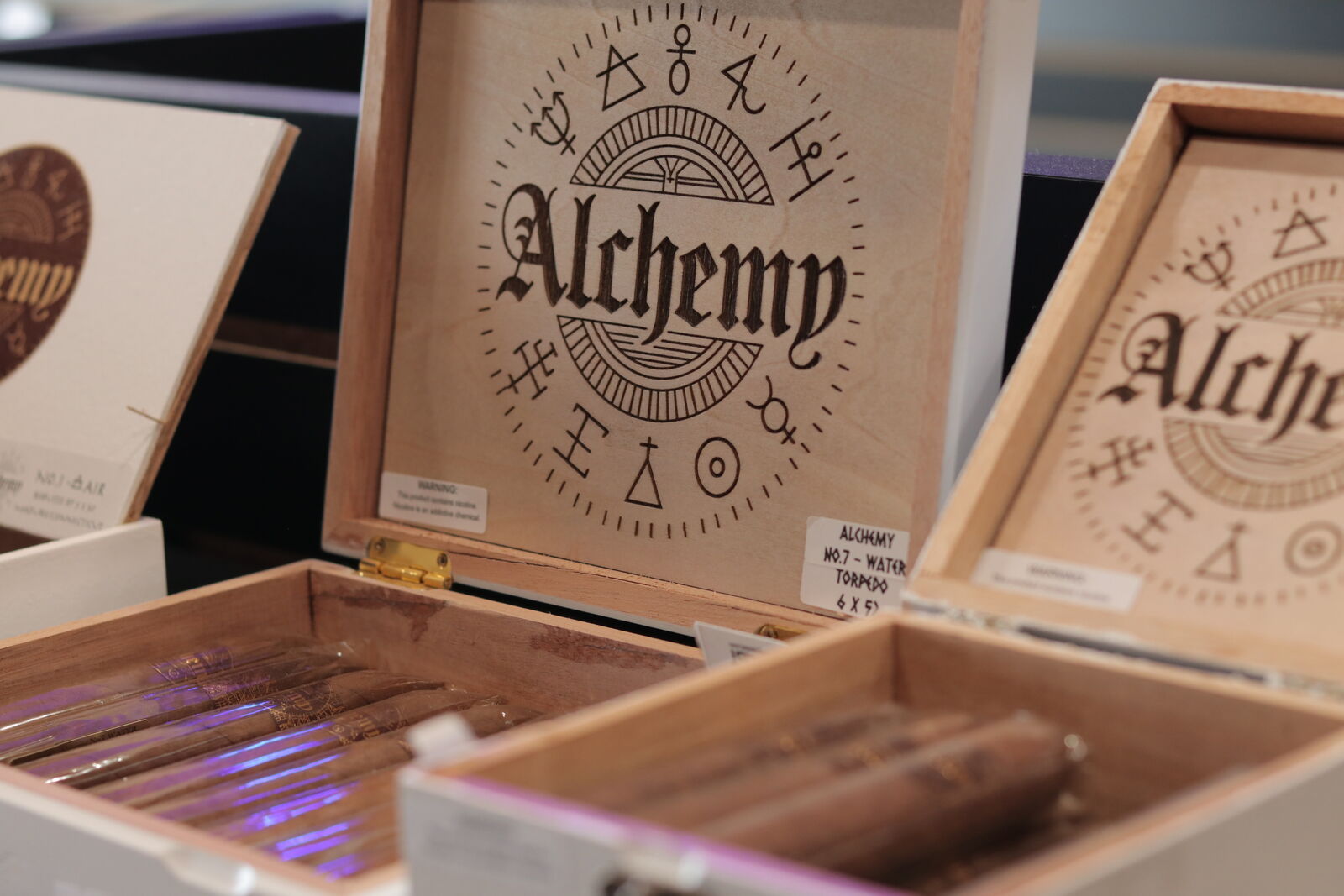 Alchemy No. 7 Water cigar