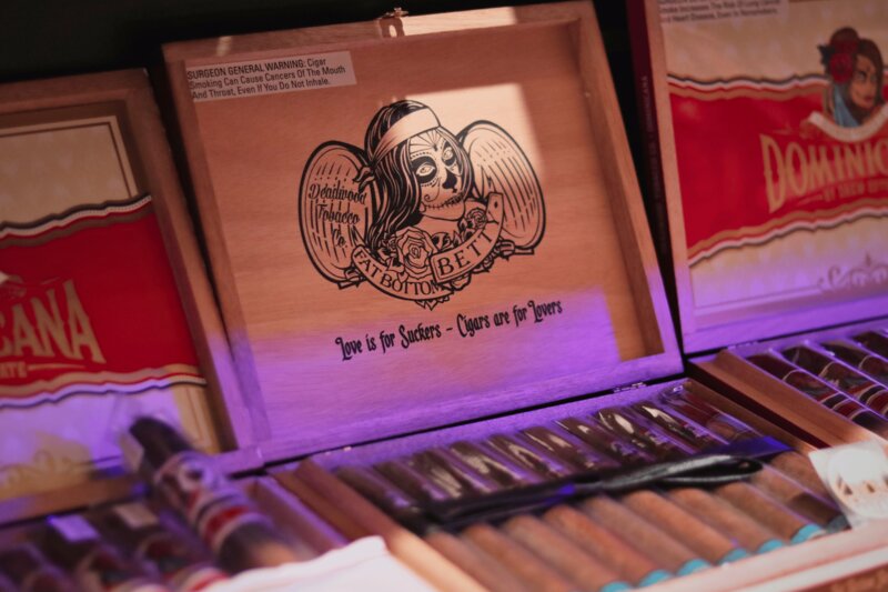 Deadwood Fat Bottom Betty cigar