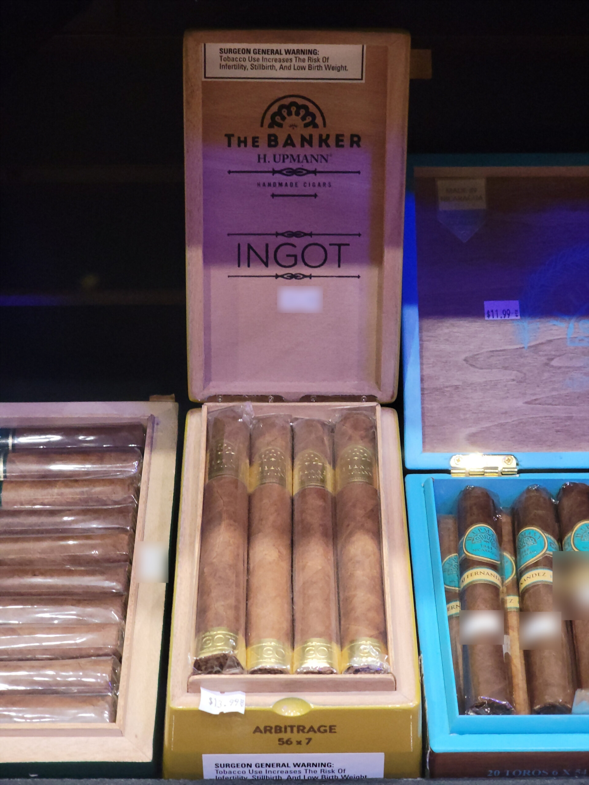 H. Upmann The Banker Ingot cigar