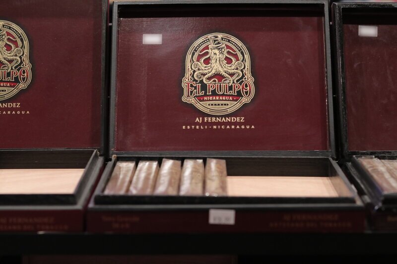 AJ Fernandez El Pulpo cigar — Alternate angle
