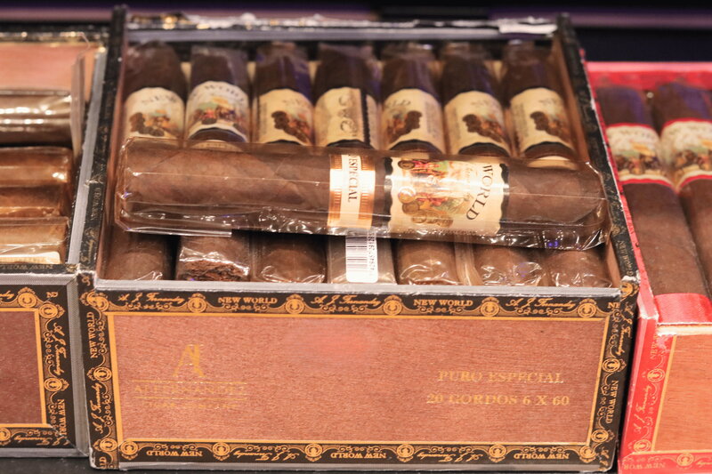 New World Puro Especial cigar
