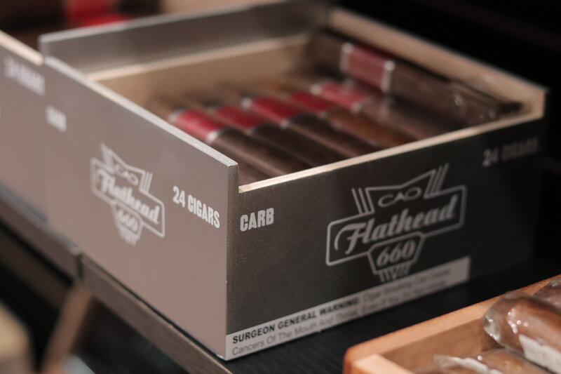 CAO Flathead Carb cigar — Alternate angle