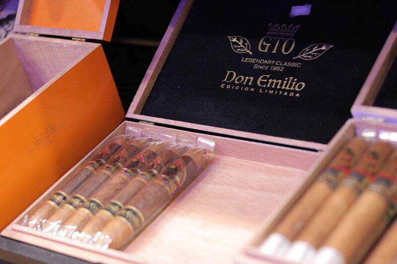 GTO Cigars Don Emilio cigar — Alternate angle