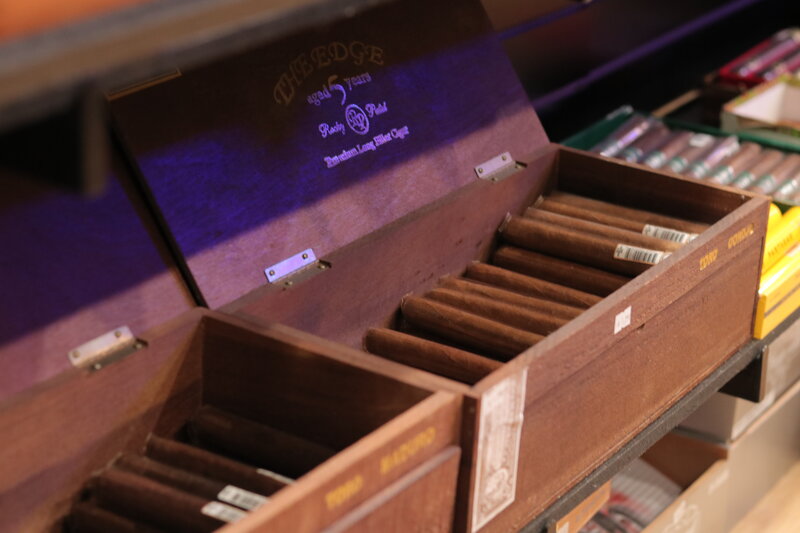 Rocky Patel Number 6 cigar — Alternate angle