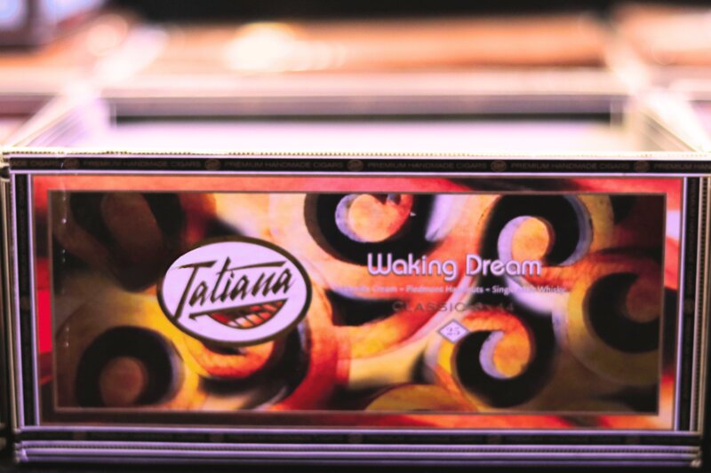 Tatiana Waking Dream cigar